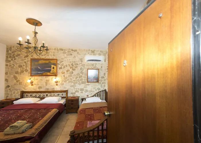 Spot Hotel