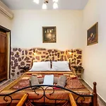 Spot Hotel