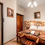 Spot Hotel *